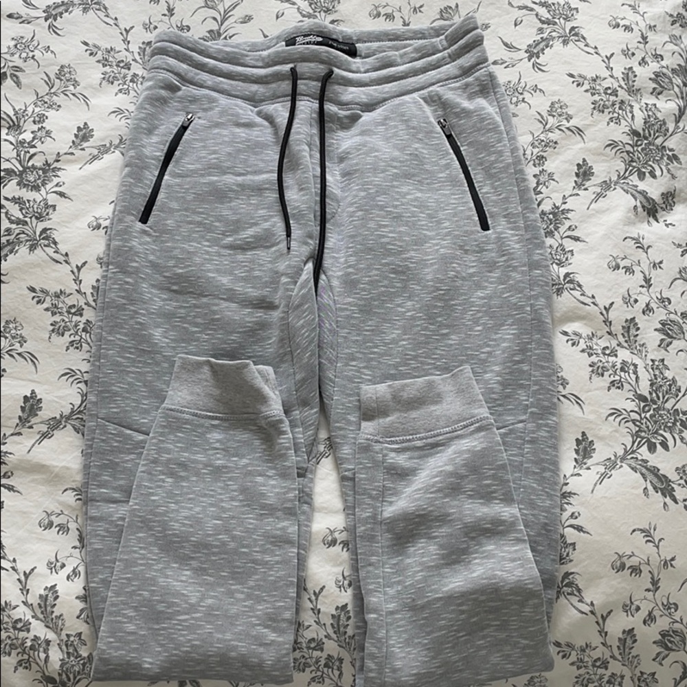 men’s joggers